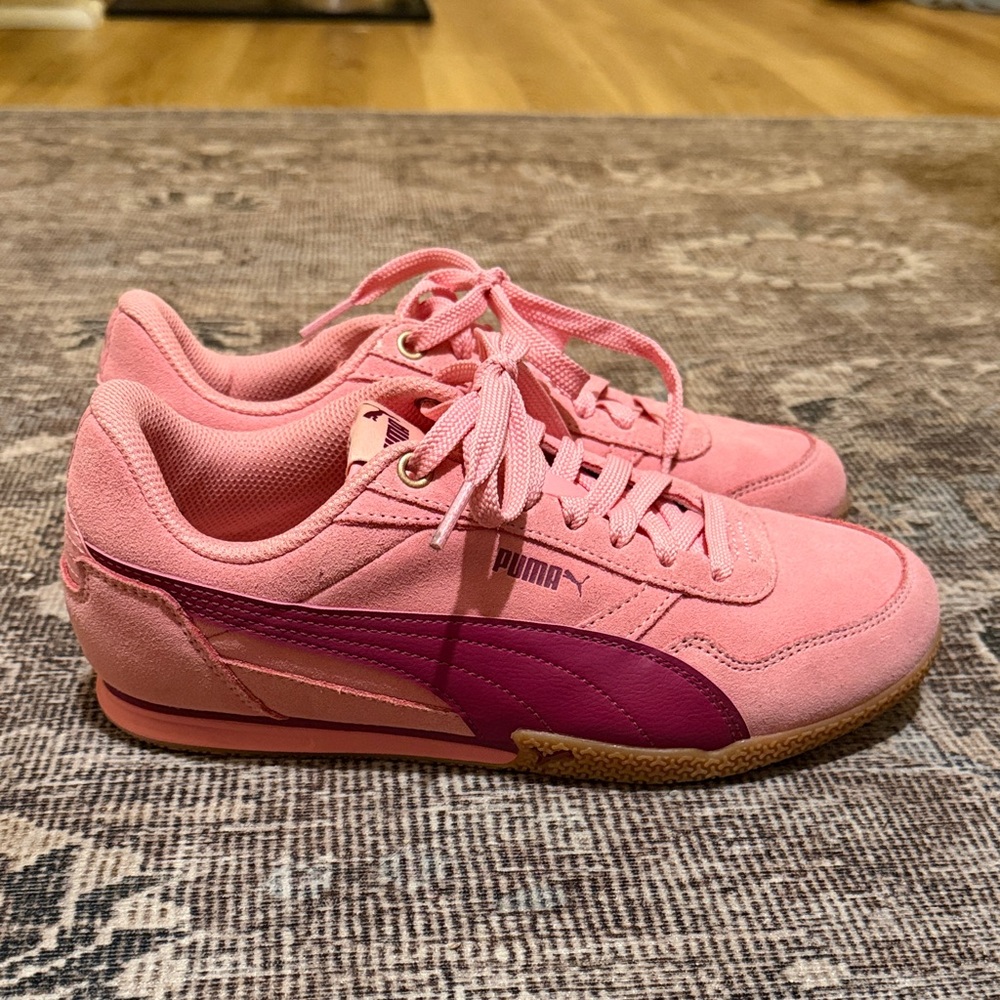 PUMA Women's Pink Sneakers - Picture 4 of 7
